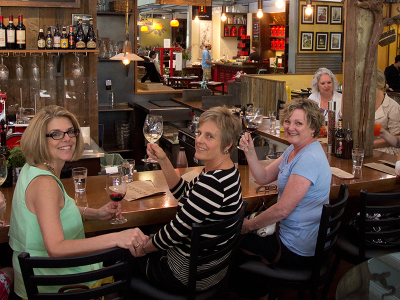 Napa Valley Wine Trolley Logo