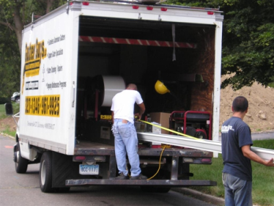 Gutter Guys, LLC Logo