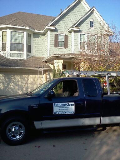 Extreme Clean Window Cleaning Logo