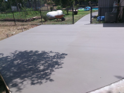 Davis Concrete Work Logo