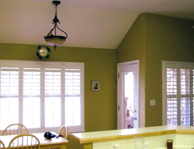 Nadeau Painting Specialist Logo