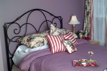 Inn At Horn Point Logo