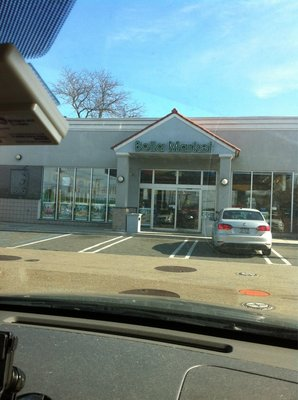 Kings 106 Service Station, Inc. Logo