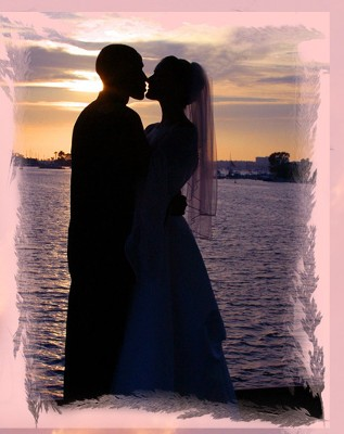 The Aurora Gallery Logo