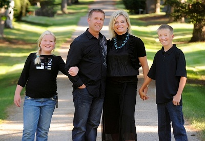 We Care Chiropractic Logo