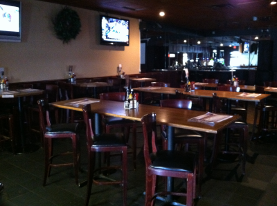 Islander Bar & Grille Image