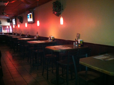 Islander Bar & Grille Image