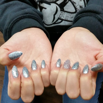 Essense Nail Salon Image