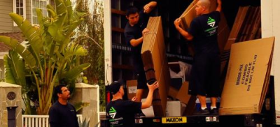 Lightning Van Lines Logo