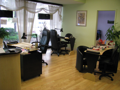 Marietta's Day Spa &amp; Salon Logo