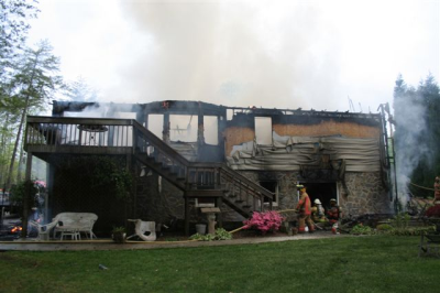 Accredited Public Adjusters LL Logo