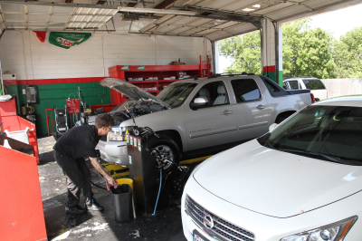 Pecan Lube Center Image