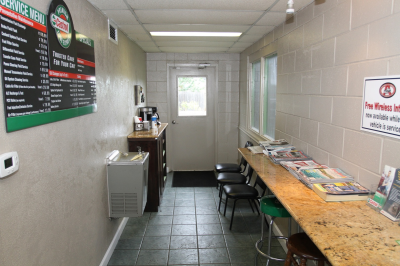 Pecan Lube Center Image