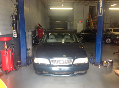 GOLDCAR Repair Shop Image