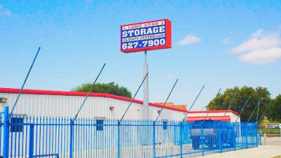 Lone Star Storage Image