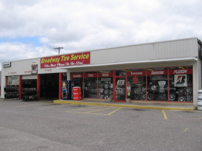 Broadway Tire Service Image