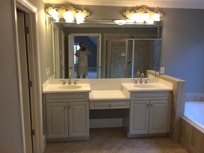 Agape Painting & Repairs Image