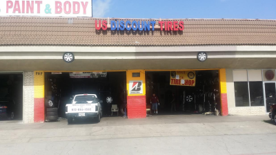 US Discount Tires Logo