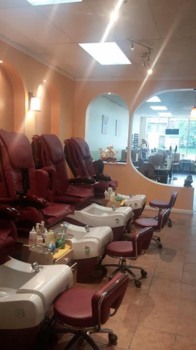 Essense Nail Salon Image