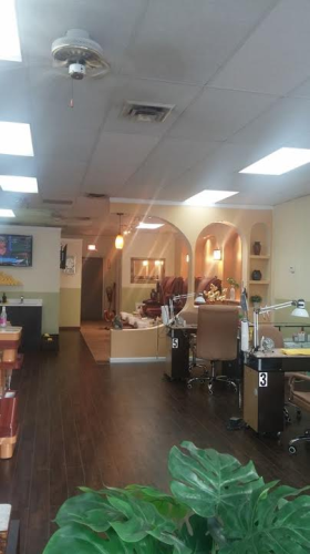 Essense Nail Salon Image