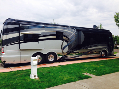 Mountain Maintenance Logo