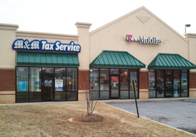 M&amp;M Tax Service Logo