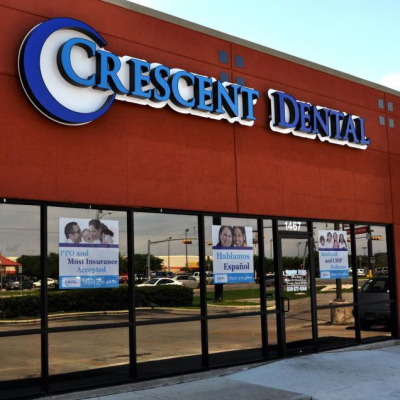 Crescent Dental Seguin Image
