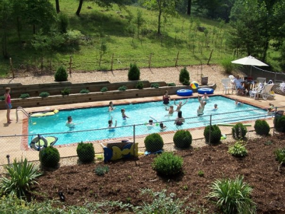 Cabin Creekwood Logo