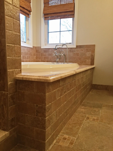 East Coast Handyman LLC. Logo