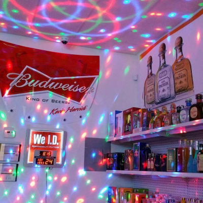 Dyer Liquor Store Logo