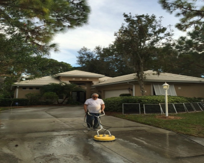 Aqua Force Pressure Washing / Window Cleaning Image