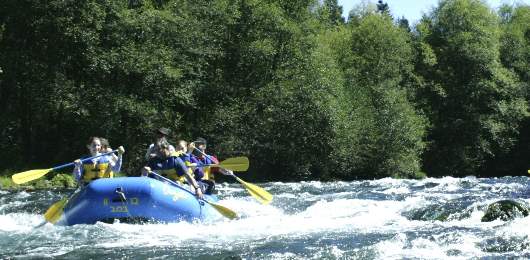 McKenzie River Mountain Resort Logo