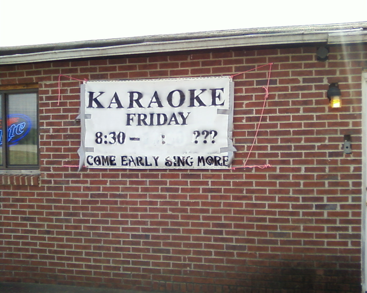 Sarge's Restaurant Logo