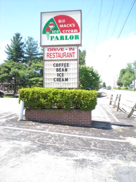 Bill Mack's Ice Cream Logo