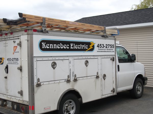Kennebec Electric Inc. Logo