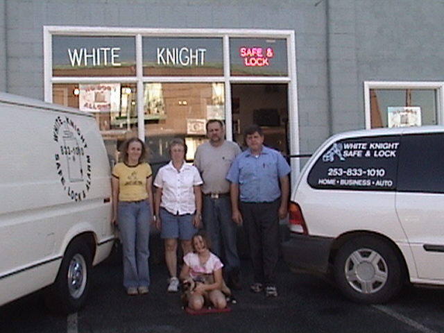 White Knight Safe & Lock Image