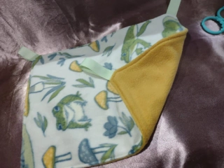 Super soft Fleece Ferret Hammock/Safety Hooks 12" x 15" Frogs Mushrooms #B3