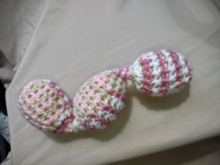 Train Chain Toy 3-Crochet Pastel Pink White Shaky Rattle Egg Pet Ferret Stashing Hauling Fun Toy #61