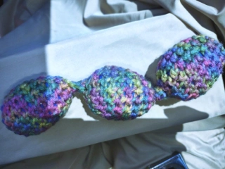 Train Chain Toy 3-Crochet Green Purple Pink Shaky Rattle Egg Pet Ferret Stashing Hauling Fun Toy #46