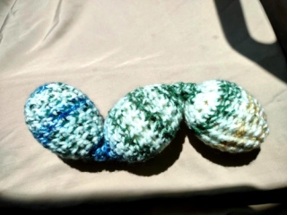 Train Chain Toy 3-Crochet White with Blue Green and Gold Shaky Rattle Egg Pet Ferret Stashing Hauling Fun Toy #58