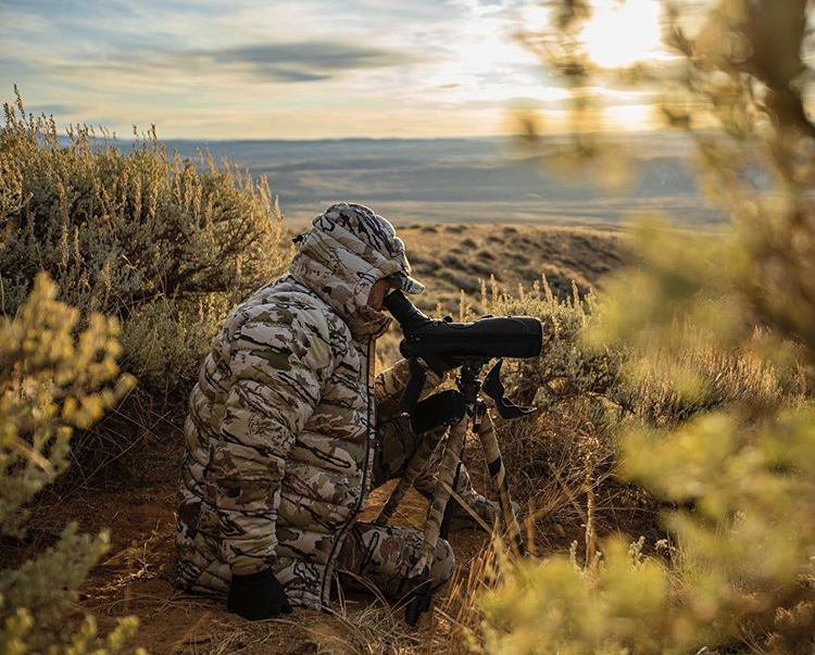 Cam Hanes Reviews the New Axius Ultra Hoyt Archery