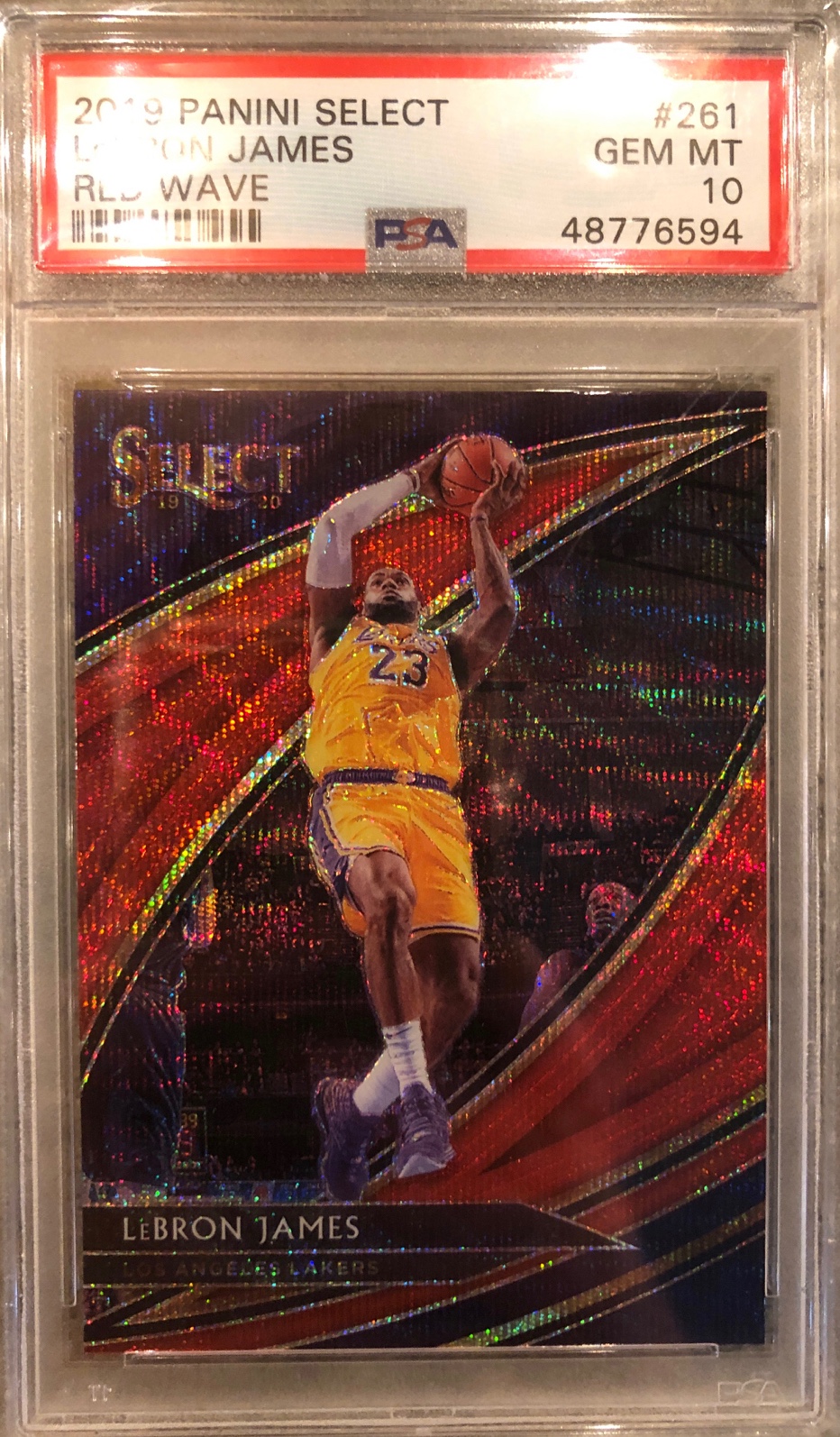 2019-20 Panini Select Red Wave Courtside LeBron James PSA 10