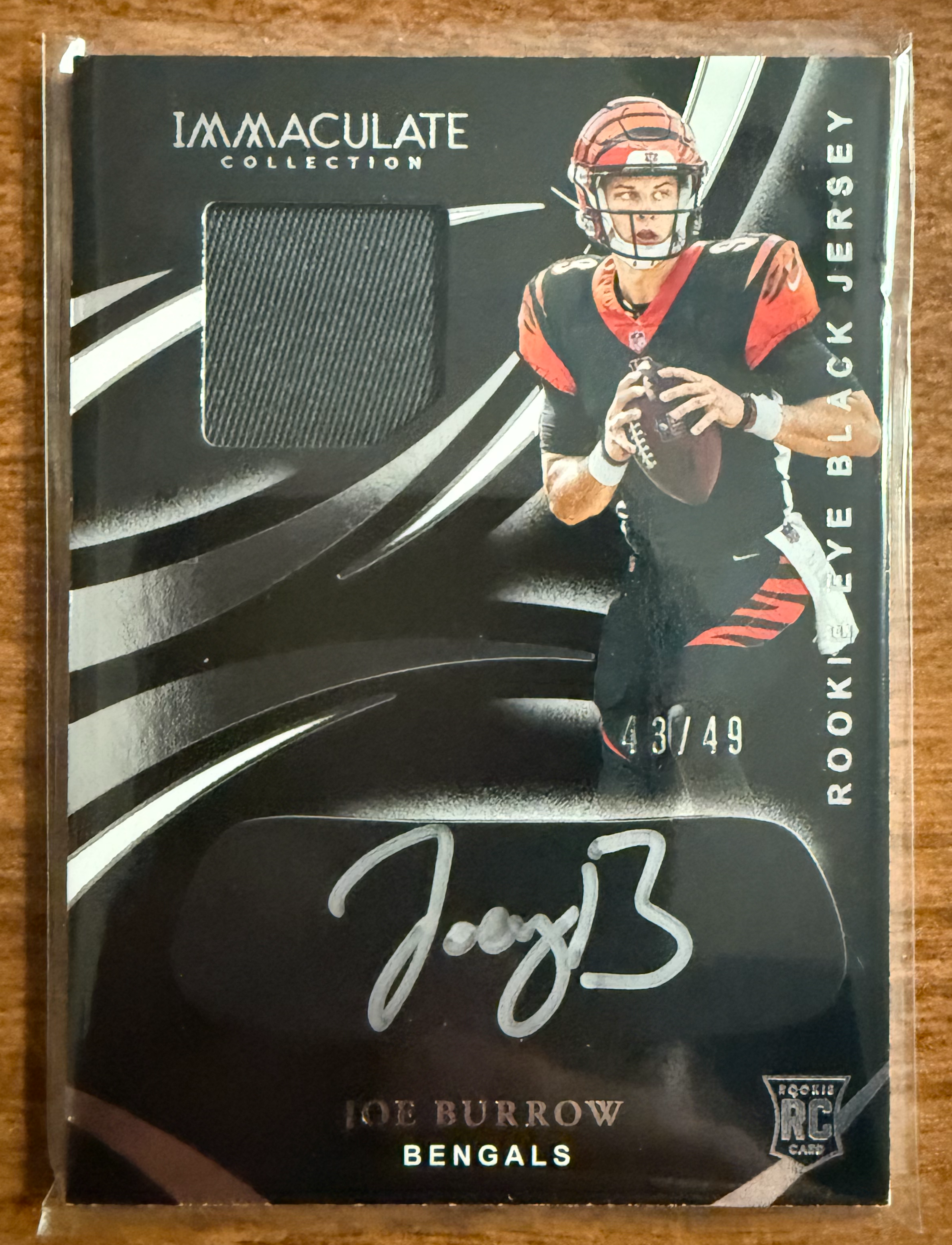 2020 Immaculate Collection Joe Burrow Rookie Eye Black Jersey Auto /49 