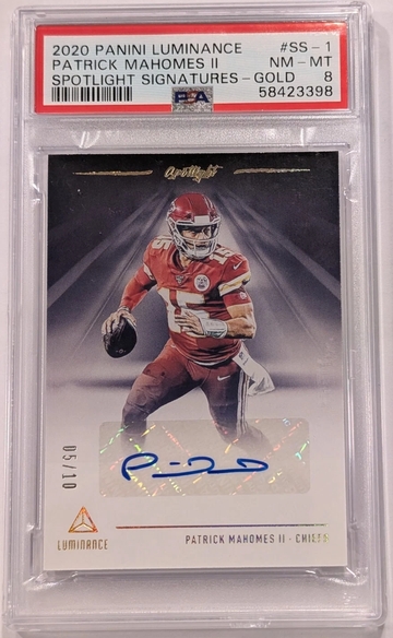 2020 Panini Luminance Spotlight Signature #SS1 Patrick Mahomes Gold #/10 (PSA 8)