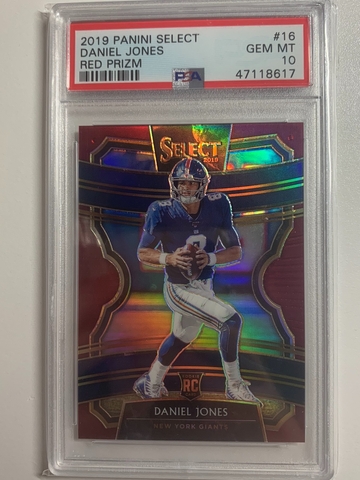 2019 Select Daniel Jones Red Prizm 47/149 PSA 10