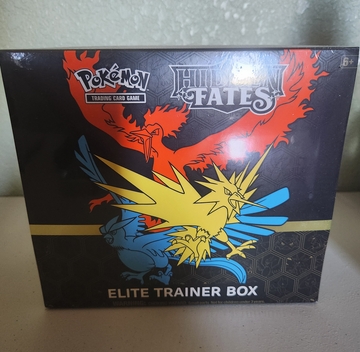 Pokemon Hidden Fates ETB