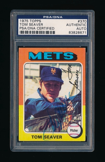 1975 Topps #370, Tom Seaver signed card *Nice CY Year on card auto
