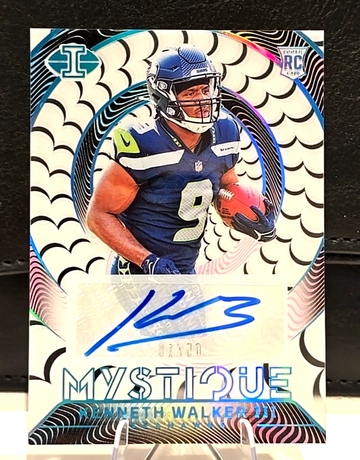 Kenneth Walker III  2022 Panini Illusions  Mystique BLACK  Auto  5/10 SSP  Seahawks