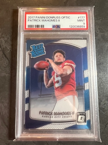 2017 Donruss Optic Patrick Mahomes #177 PSA 9 Kansas City Chiefs RC 