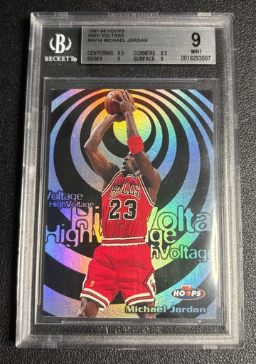 1997/98 NBA Hoops Michael Jordan #HV14 High Voltage BGS 9 Bulls